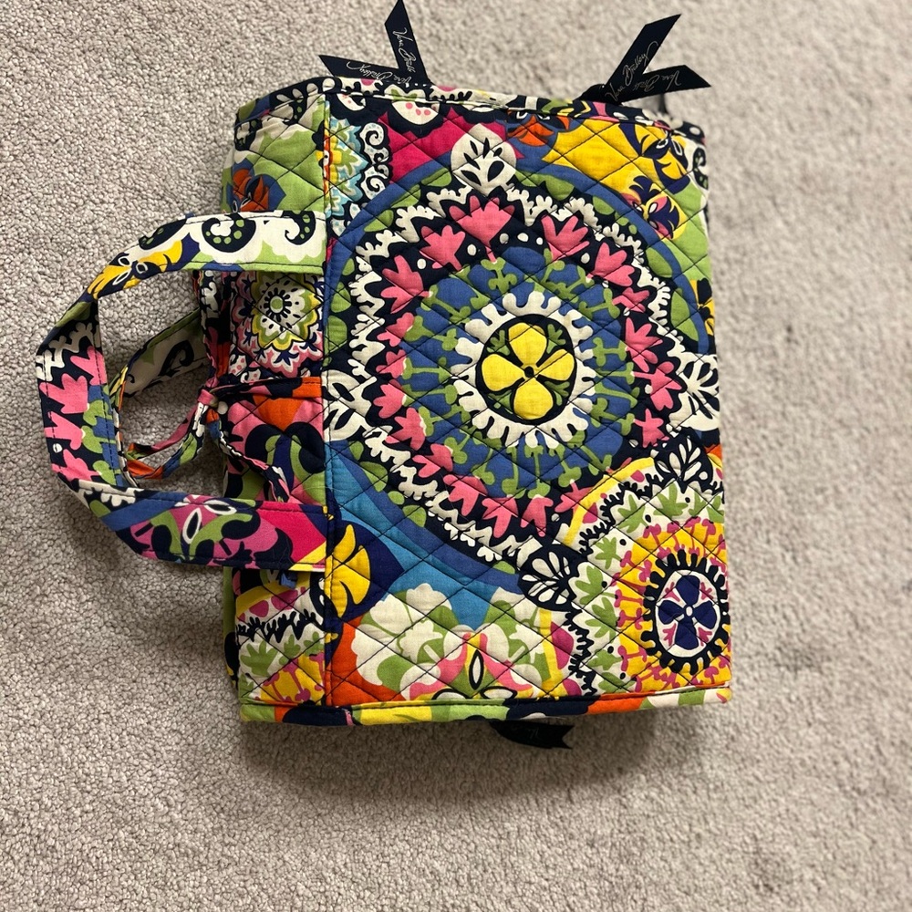 Vera Bradley hanging travel organizer